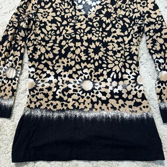 St. John 3/4 Sleeve Blouse - Picture 2 of 5